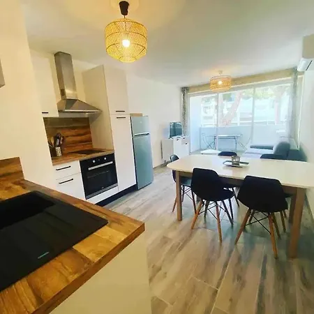 37m2, Parking, Wifi, Clim, Centre-ville Port La Grande-Motte