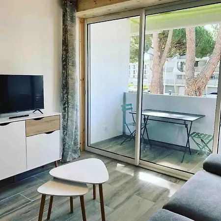 37m2, Parking, Wifi, Clim, Centre-ville Port * La Grande-Motte